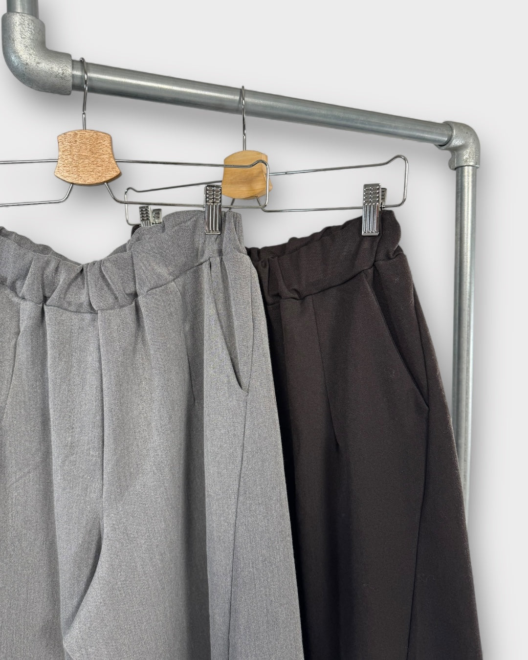 Pantalon barrel liso