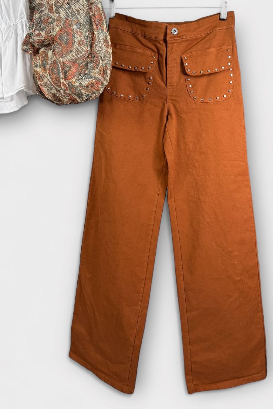 Pantalón Tachuelas