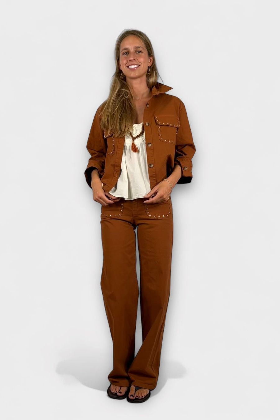 Pantalón Tachuelas
