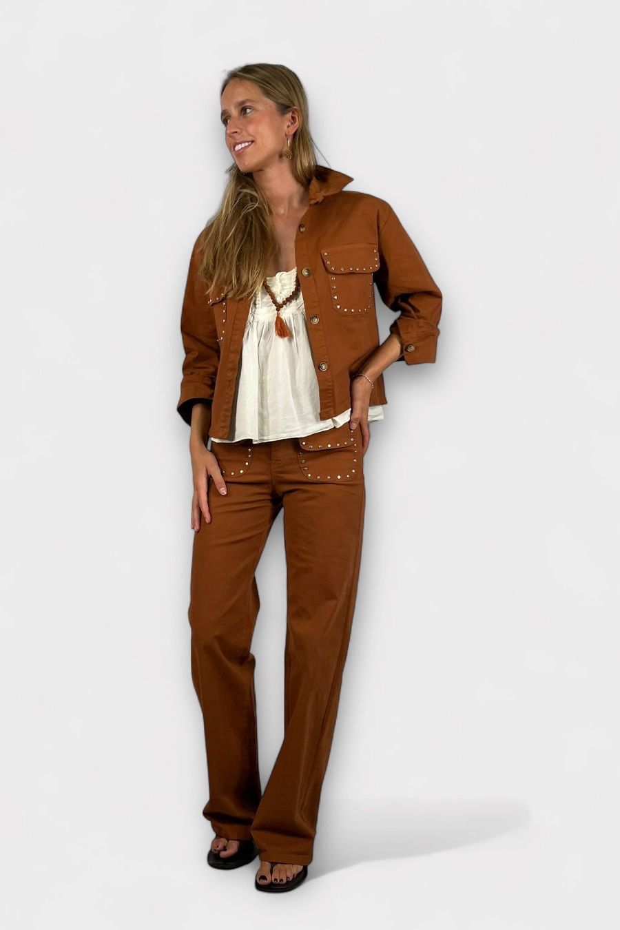 Pantalón Tachuelas