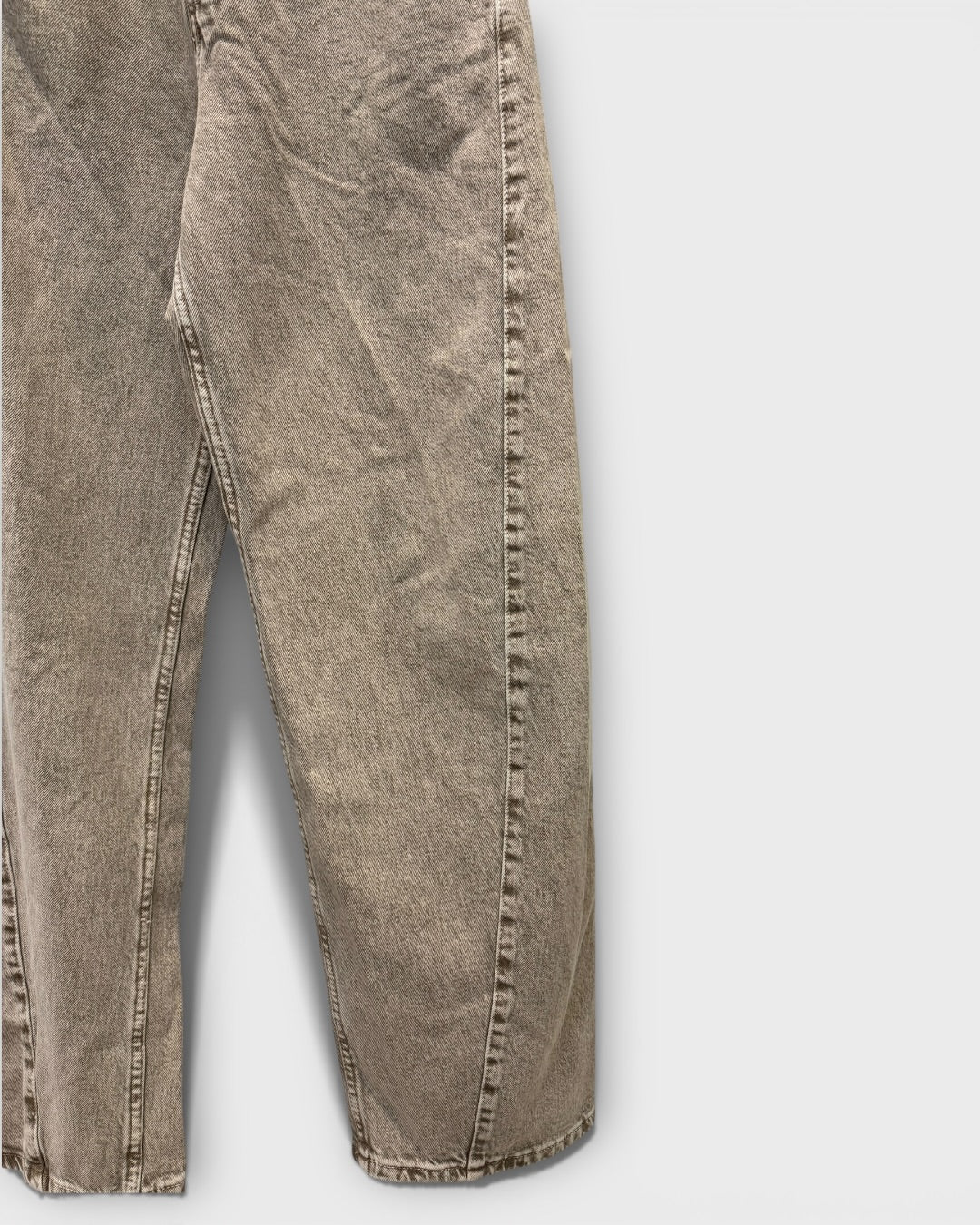 Pantalón barrel canela