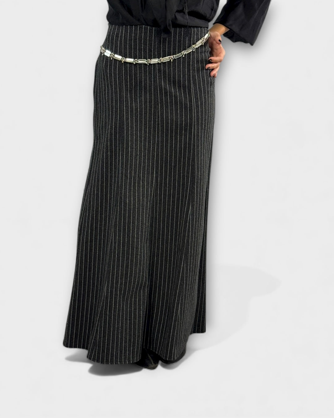 Falda raya diplomática