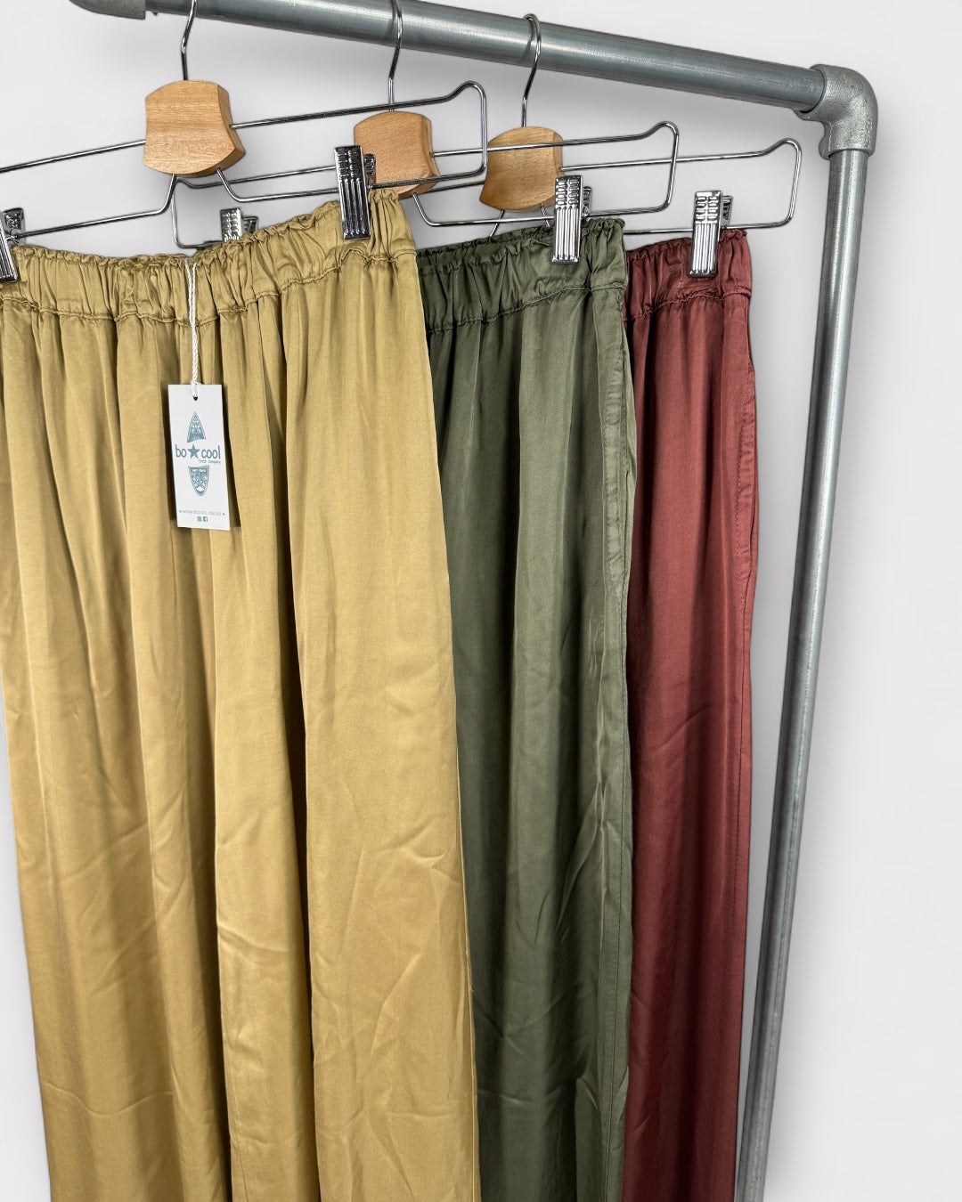 Pantalón liso Suzanne