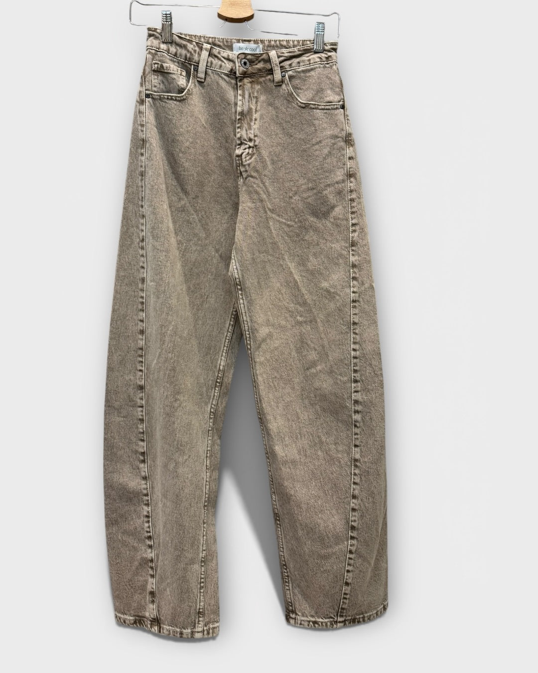 Pantalón barrel canela