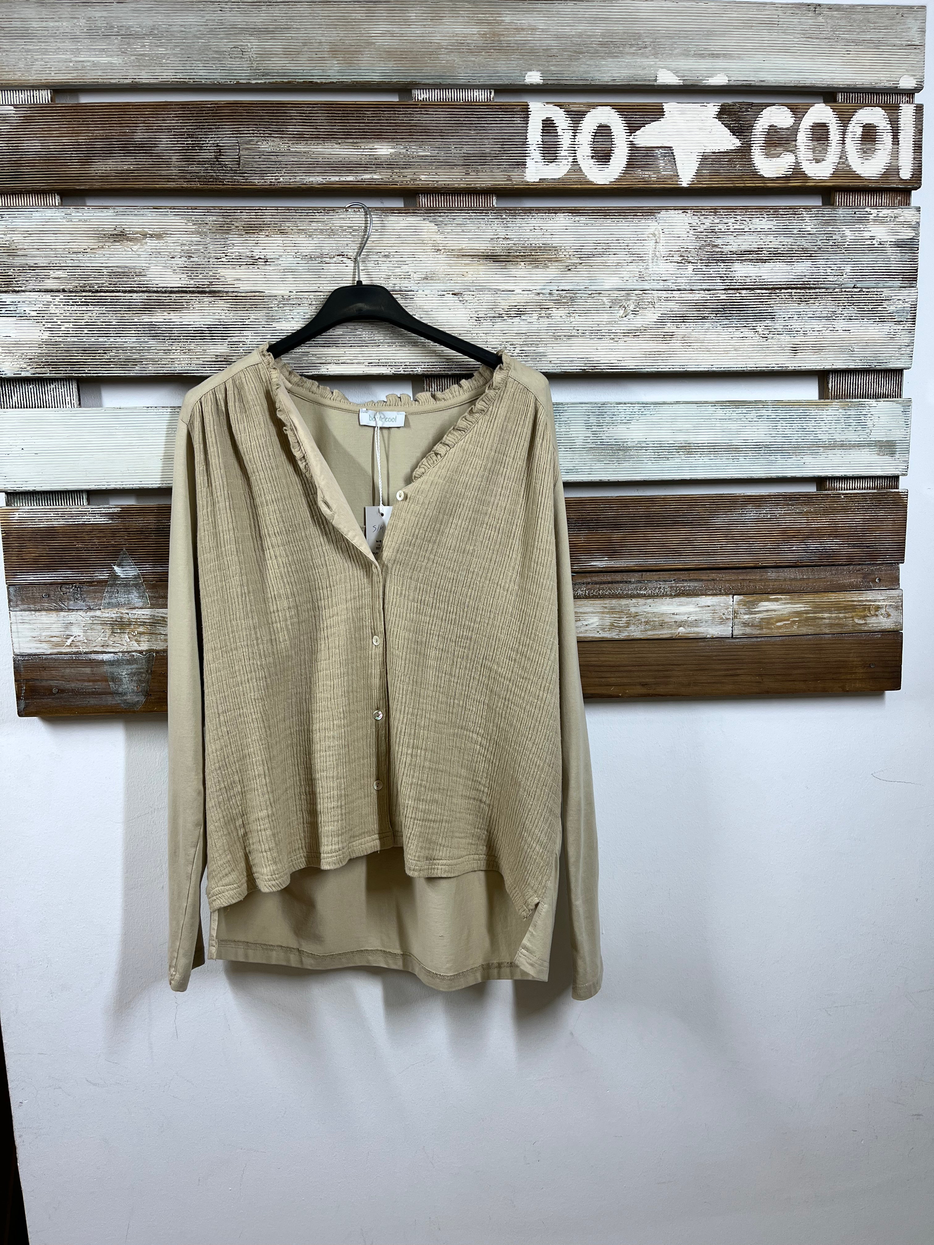 Camiseta con botones