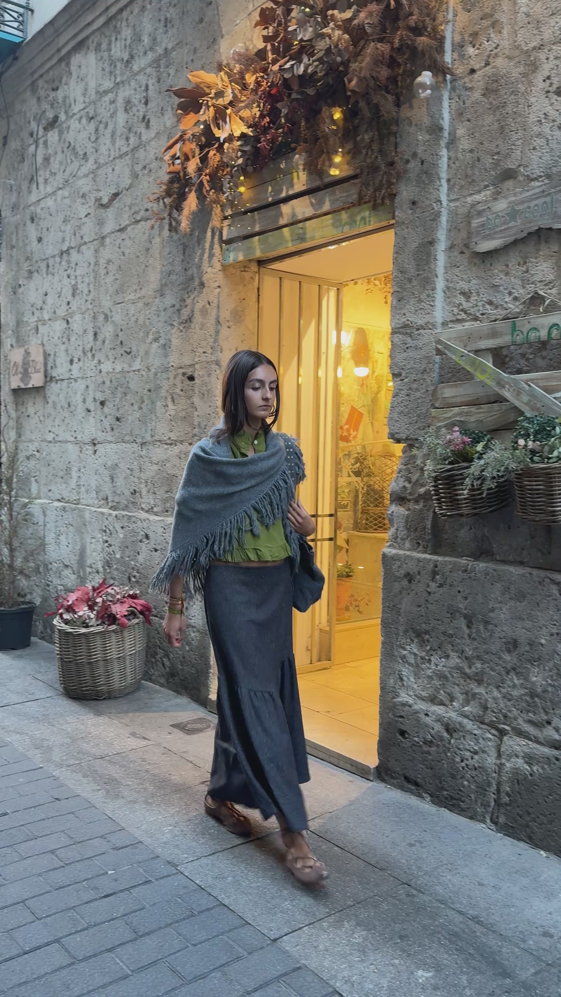 Pico punto liso flecos